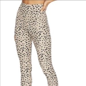 Beach riot ayla ribbed leggings - taupe spot